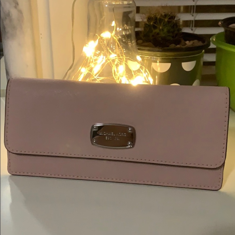 Michael Kors wallet